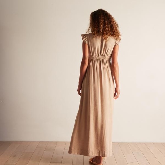 NWT ODELLS flutter sleeve dress - Picture 3 of 4